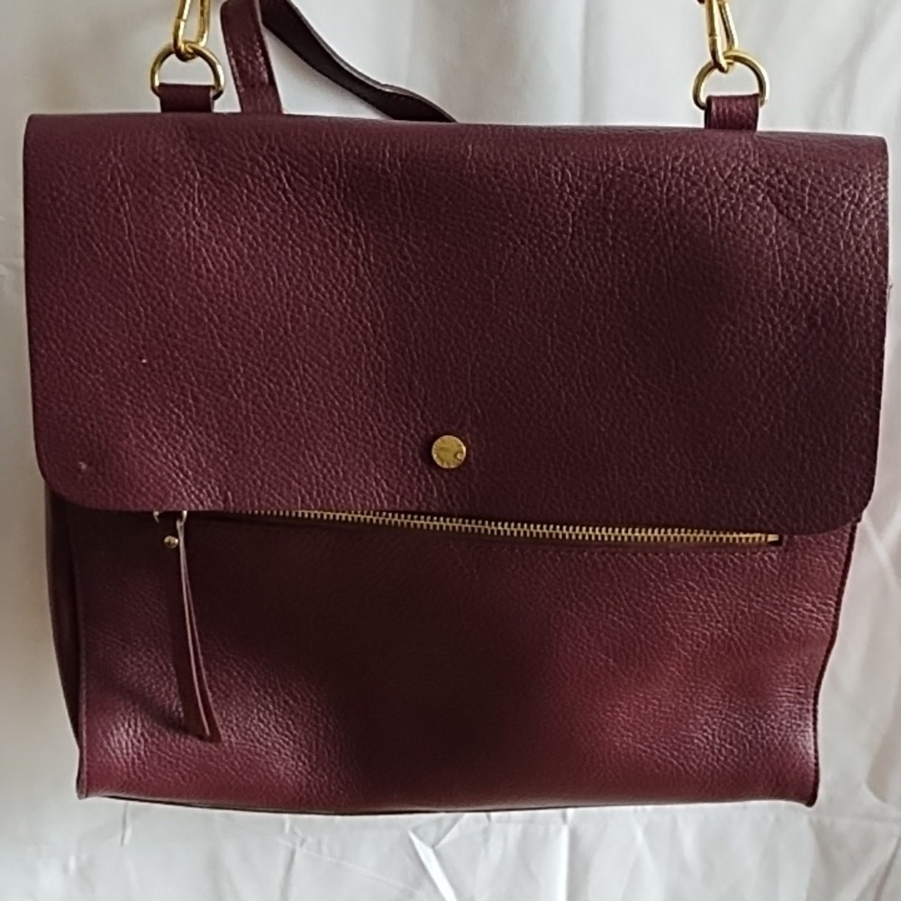Isaac Mizrahi burgundy flap crossbody leather purse